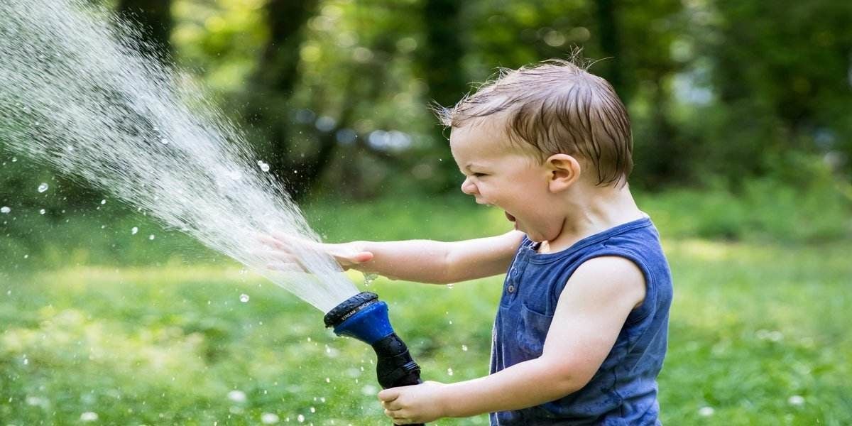 Top 10 Fun Outdoor Summer Games for Kids & Adults